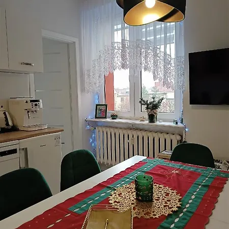 Szmaragdowy Przy Ulicy Opolskiej * Tarnowskie Gory
