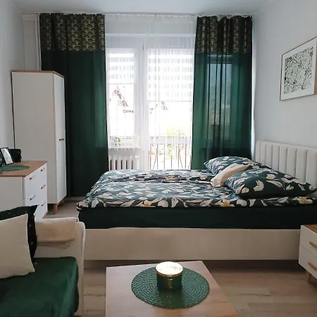 Szmaragdowy Przy Ulicy Opolskiej Apartment