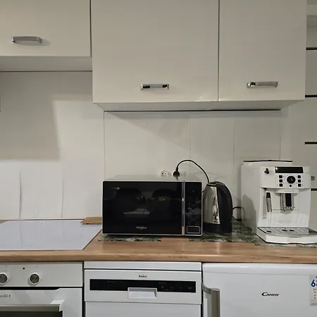 Szmaragdowy Przy Ulicy Opolskiej Tarnowskie Góry