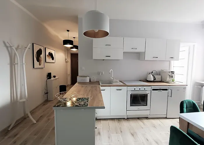 Szmaragdowy Przy Ulicy Opolskiej